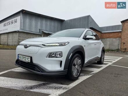 Белый Хендай Kona, объемом двигателя 0 л и пробегом 38 тыс. км за 15000 $, фото 1 на Automoto.ua