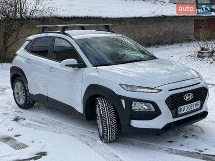 Хендай Kona 2018 у Києві на Automoto.ua Білий Хендай Kona, об'ємом двигуна 2 л та пробігом 86 тис. км за 14500 $, фото 1 на Automoto.ua