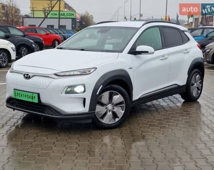 Белый Хендай Kona, объемом двигателя 0 л и пробегом 15 тыс. км за 15300 $, фото 1 на Automoto.ua