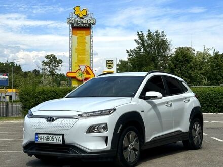 Белый Хендай Kona, объемом двигателя 0 л и пробегом 1 тыс. км за 18750 $, фото 1 на Automoto.ua