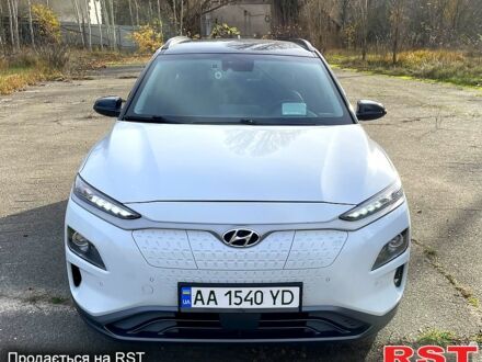Білий Хендай Kona, об'ємом двигуна 0 л та пробігом 98 тис. км за 16500 $, фото 1 на Automoto.ua