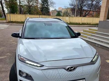 Білий Хендай Kona, об'ємом двигуна 0 л та пробігом 96 тис. км за 15900 $, фото 1 на Automoto.ua