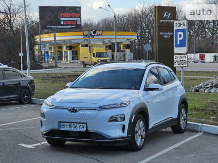 Білий Хендай Kona, об'ємом двигуна 0 л та пробігом 60 тис. км за 24500 $, фото 1 на Automoto.ua