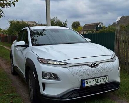 Белый Хендай Kona, объемом двигателя 0 л и пробегом 55 тыс. км за 16500 $, фото 1 на Automoto.ua