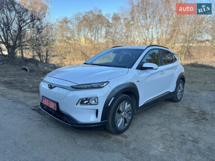 Хендай Kona 2020 в Немирове на Automoto.ua Белый Хендай Kona, объемом двигателя 0 л и пробегом 51 тыс. км за 15100 $, фото 1 на Automoto.ua