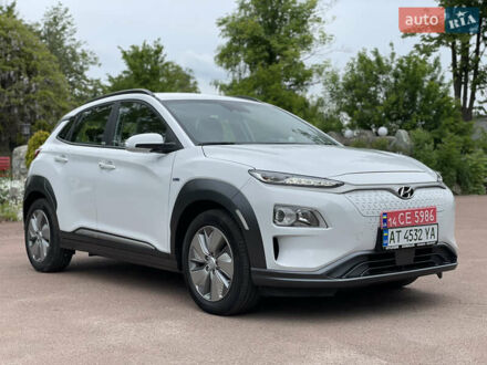 Белый Хендай Kona, объемом двигателя 0 л и пробегом 34 тыс. км за 15500 $, фото 1 на Automoto.ua