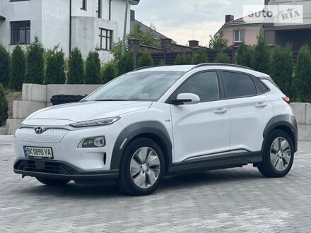 Білий Хендай Kona, об'ємом двигуна 0 л та пробігом 14 тис. км за 29500 $, фото 1 на Automoto.ua