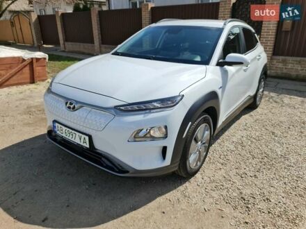 Хендай Kona 2020 у Вольнянске на Automoto.ua Білий Хендай Kona, об'ємом двигуна 0 л та пробігом 37 тис. км за 17800 $, фото 1 на Automoto.ua