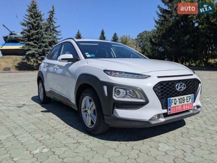 Белый Хендай Kona, объемом двигателя 1.6 л и пробегом 183 тыс. км за 15800 $, фото 1 на Automoto.ua