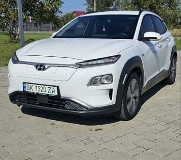 Білий Хендай Kona, об'ємом двигуна 0 л та пробігом 91 тис. км за 15200 $, фото 1 на Automoto.ua