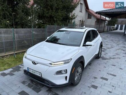 Белый Хендай Kona, объемом двигателя 0 л и пробегом 65 тыс. км за 16900 $, фото 1 на Automoto.ua