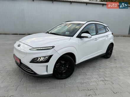 Білий Хендай Kona, об'ємом двигуна 0 л та пробігом 63 тис. км за 16499 $, фото 1 на Automoto.ua