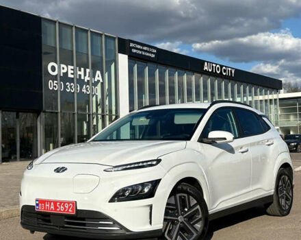 Белый Хендай Kona, объемом двигателя 0 л и пробегом 43 тыс. км за 16700 $, фото 1 на Automoto.ua