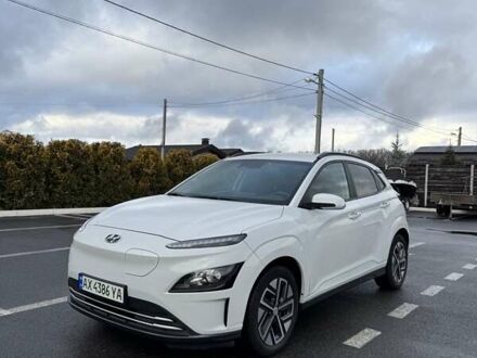Белый Хендай Kona, объемом двигателя 0 л и пробегом 115 тыс. км за 18800 $, фото 1 на Automoto.ua