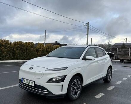 Білий Хендай Kona, об'ємом двигуна 0 л та пробігом 115 тис. км за 18800 $, фото 1 на Automoto.ua