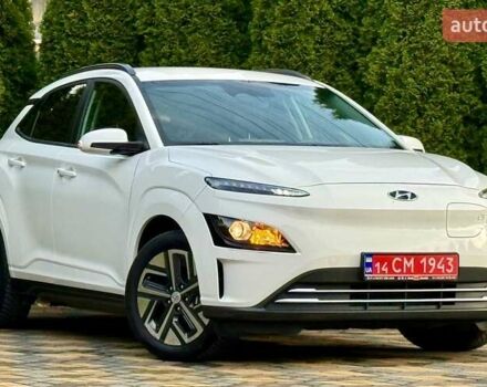 Белый Хендай Kona, объемом двигателя 0 л и пробегом 39 тыс. км за 17400 $, фото 1 на Automoto.ua
