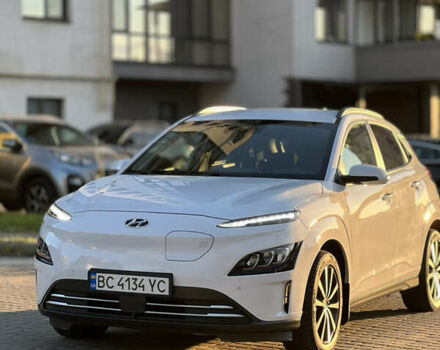Білий Хендай Kona, об'ємом двигуна 0 л та пробігом 49 тис. км за 16200 $, фото 1 на Automoto.ua