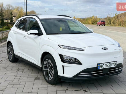 Білий Хендай Kona, об'ємом двигуна 0 л та пробігом 63 тис. км за 21500 $, фото 1 на Automoto.ua