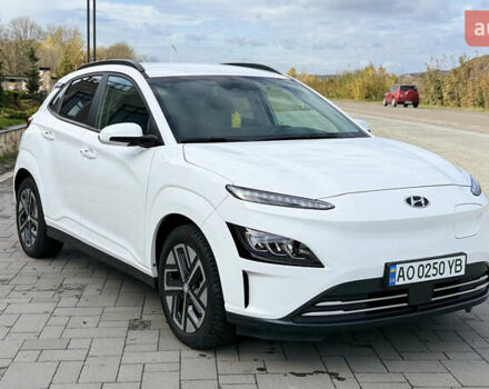 Хендай Kona 2022 в Хусте на Automoto.ua Белый Хендай Kona, объемом двигателя 0 л и пробегом 63 тыс. км за 21500 $, фото 1 на Automoto.ua