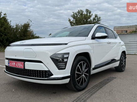 Белый Хендай Kona, объемом двигателя 0 л и пробегом 55 тыс. км за 24300 $, фото 1 на Automoto.ua