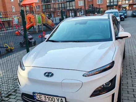 Белый Хендай Kona, объемом двигателя 0 л и пробегом 27 тыс. км за 20998 $, фото 1 на Automoto.ua