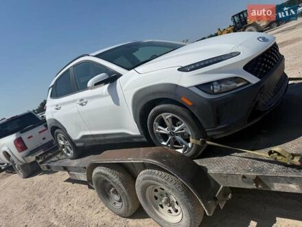 Хендай Kona 2023 в Николаеве на Automoto.ua Белый Хендай Kona, объемом двигателя 2 л и пробегом 62 тыс. км за 16500 $, фото 1 на Automoto.ua