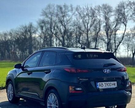 Черный Хендай Kona, объемом двигателя 2 л и пробегом 115 тыс. км за 14300 $, фото 4 на Automoto.ua