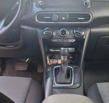 Черный Хендай Kona, объемом двигателя 2 л и пробегом 68 тыс. км за 15000 $, фото 11 на Automoto.ua