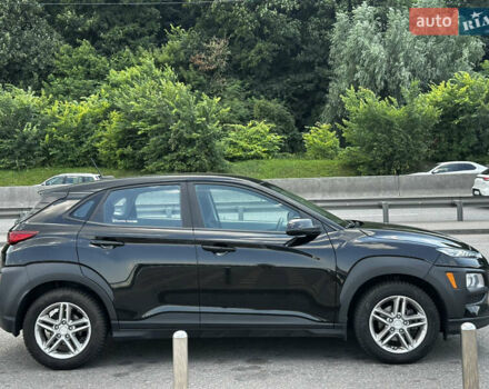 Черный Хендай Kona, объемом двигателя 2 л и пробегом 106 тыс. км за 15000 $, фото 3 на Automoto.ua