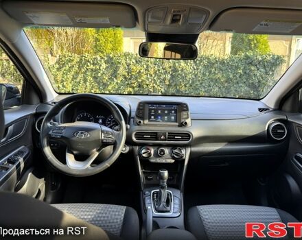Чорний Хендай Kona, об'ємом двигуна 2 л та пробігом 115 тис. км за 14300 $, фото 6 на Automoto.ua