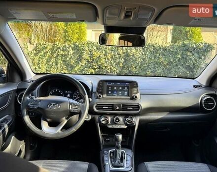 Черный Хендай Kona, объемом двигателя 2 л и пробегом 115 тыс. км за 14300 $, фото 5 на Automoto.ua