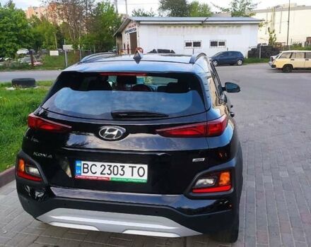 Черный Хендай Kona, объемом двигателя 2 л и пробегом 117 тыс. км за 15600 $, фото 3 на Automoto.ua