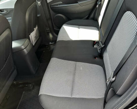 Черный Хендай Kona, объемом двигателя 2 л и пробегом 106 тыс. км за 15000 $, фото 7 на Automoto.ua