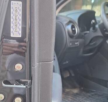 Черный Хендай Kona, объемом двигателя 2 л и пробегом 68 тыс. км за 15000 $, фото 12 на Automoto.ua