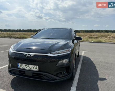 Черный Хендай Kona, объемом двигателя 0 л и пробегом 85 тыс. км за 18200 $, фото 3 на Automoto.ua