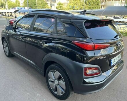 Чорний Хендай Kona, об'ємом двигуна 0 л та пробігом 40 тис. км за 17900 $, фото 9 на Automoto.ua