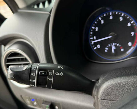 Черный Хендай Kona, объемом двигателя 2 л и пробегом 121 тыс. км за 13699 $, фото 34 на Automoto.ua