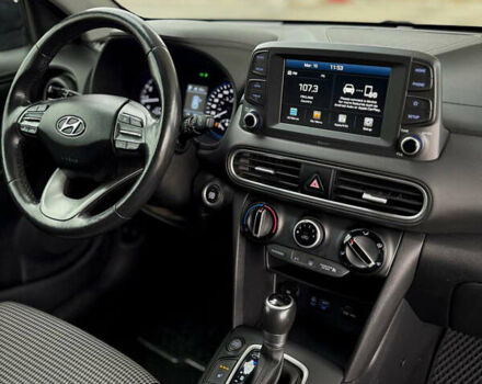 Черный Хендай Kona, объемом двигателя 2 л и пробегом 121 тыс. км за 13699 $, фото 22 на Automoto.ua