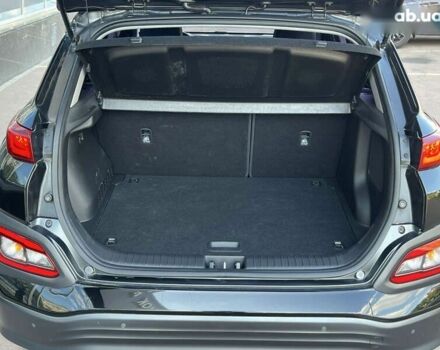 Чорний Хендай Kona, об'ємом двигуна 0 л та пробігом 40 тис. км за 17900 $, фото 6 на Automoto.ua