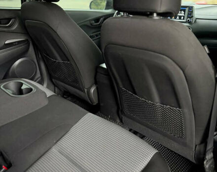 Черный Хендай Kona, объемом двигателя 2 л и пробегом 121 тыс. км за 13699 $, фото 17 на Automoto.ua