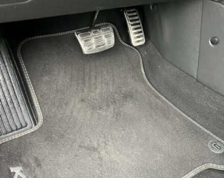 Чорний Хендай Kona, об'ємом двигуна 0 л та пробігом 41 тис. км за 17500 $, фото 19 на Automoto.ua