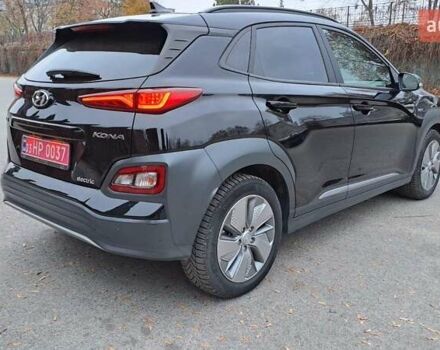 Черный Хендай Kona, объемом двигателя 0 л и пробегом 102 тыс. км за 17999 $, фото 5 на Automoto.ua