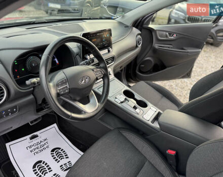 Черный Хендай Kona, объемом двигателя 0 л и пробегом 140 тыс. км за 17900 $, фото 37 на Automoto.ua