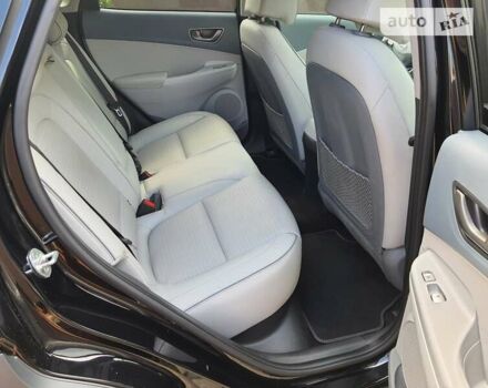 Черный Хендай Kona, объемом двигателя 0 л и пробегом 34 тыс. км за 20500 $, фото 13 на Automoto.ua