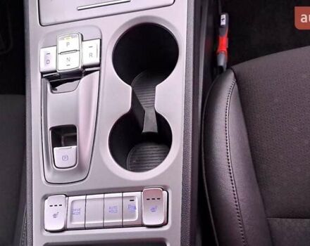 Черный Хендай Kona, объемом двигателя 0 л и пробегом 102 тыс. км за 17999 $, фото 23 на Automoto.ua