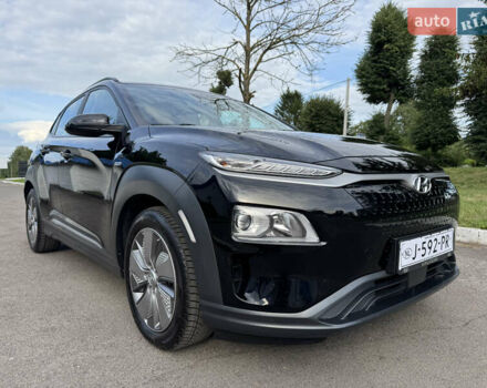 Черный Хендай Kona, объемом двигателя 0 л и пробегом 101 тыс. км за 15500 $, фото 9 на Automoto.ua