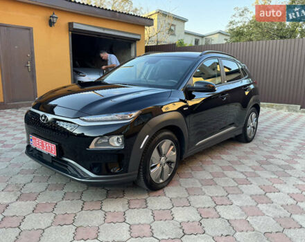 Черный Хендай Kona, объемом двигателя 0 л и пробегом 70 тыс. км за 16499 $, фото 9 на Automoto.ua