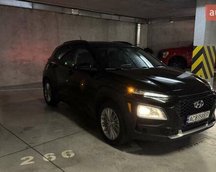 Чорний Хендай Kona, об'ємом двигуна 2 л та пробігом 31 тис. км за 18500 $, фото 3 на Automoto.ua