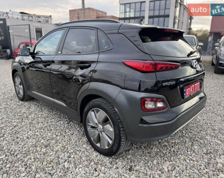 Черный Хендай Kona, объемом двигателя 0 л и пробегом 140 тыс. км за 17900 $, фото 7 на Automoto.ua