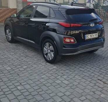 Черный Хендай Kona, объемом двигателя 0 л и пробегом 49 тыс. км за 17699 $, фото 4 на Automoto.ua